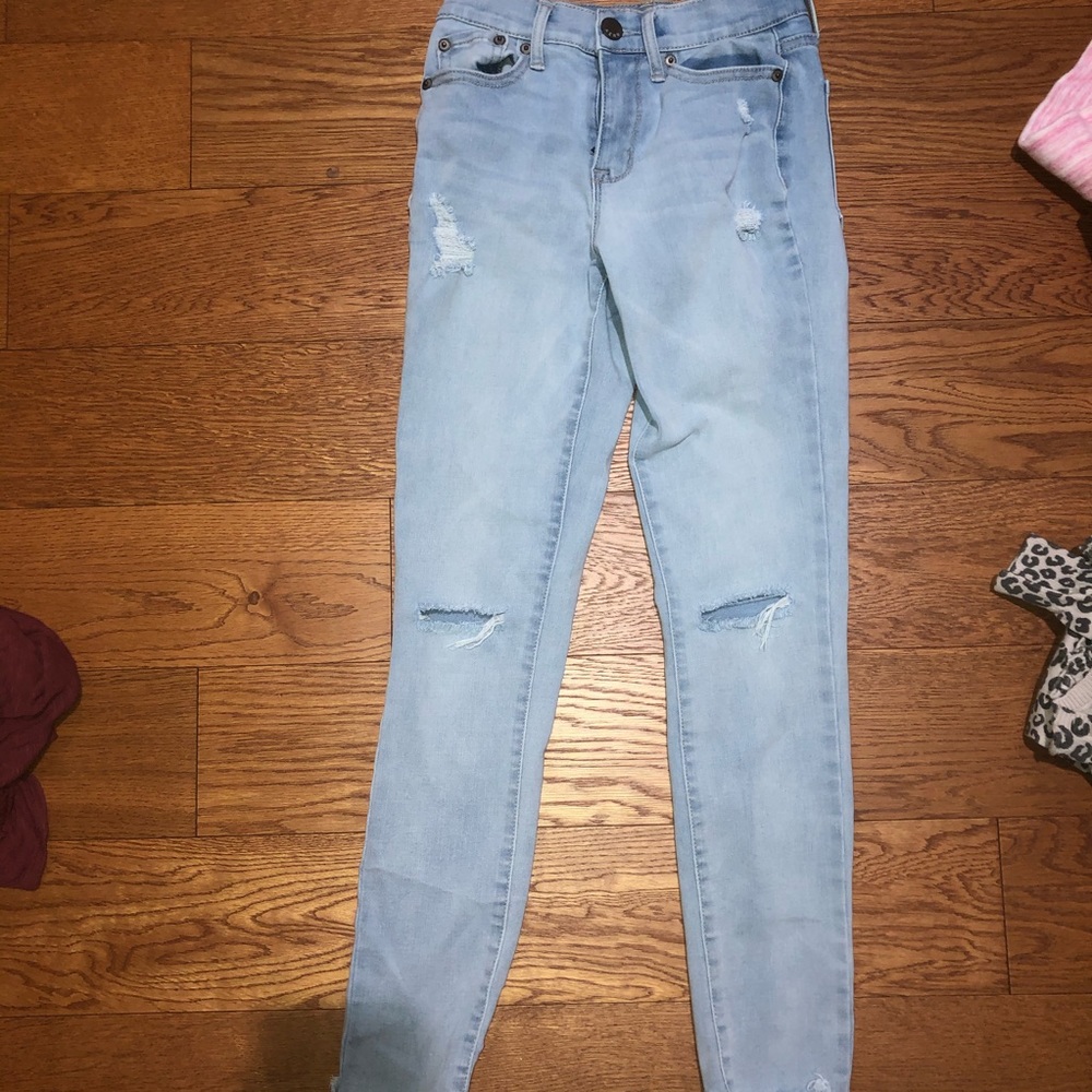 Jeans women’s size 00.  Light wash